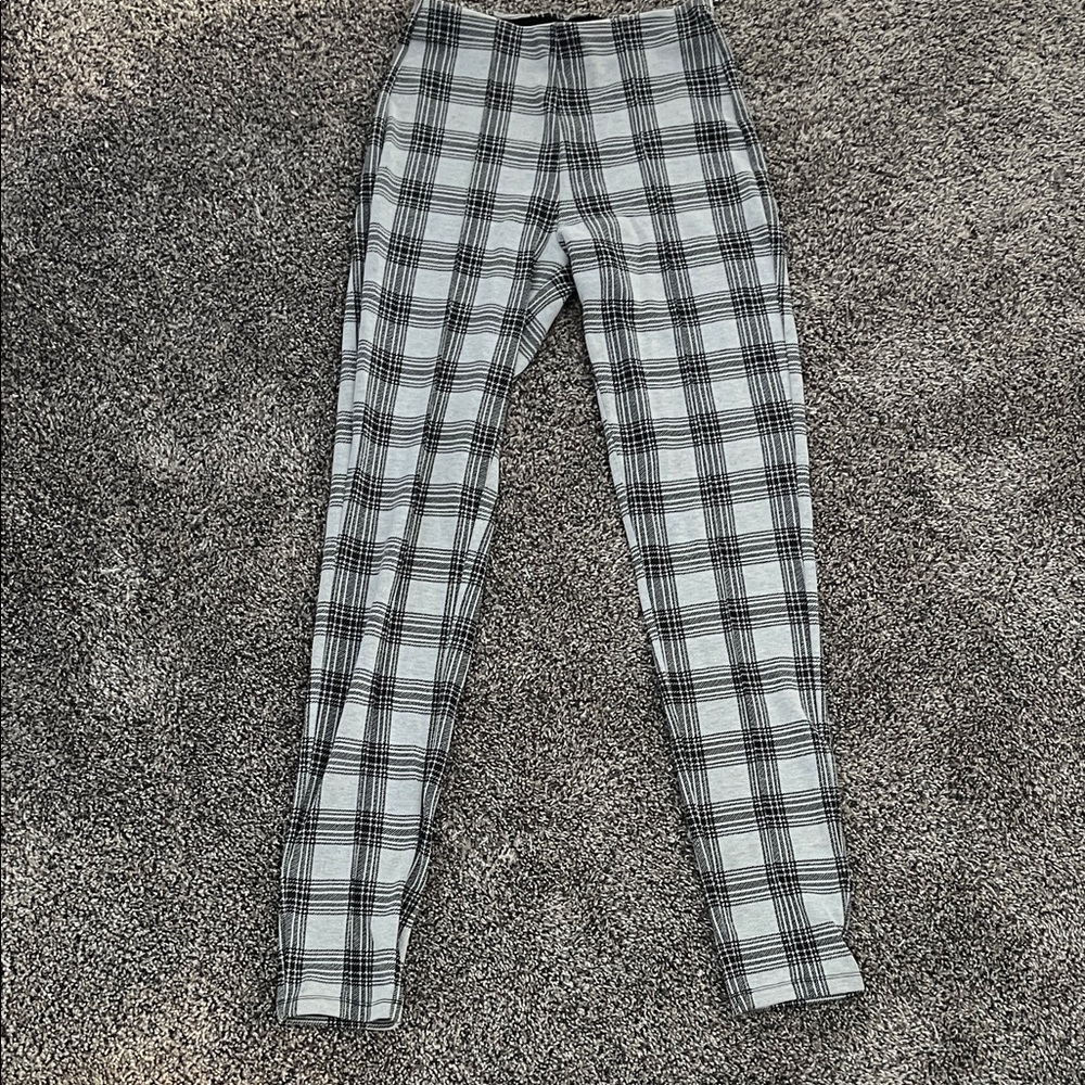 Plaid Black and White Leggings